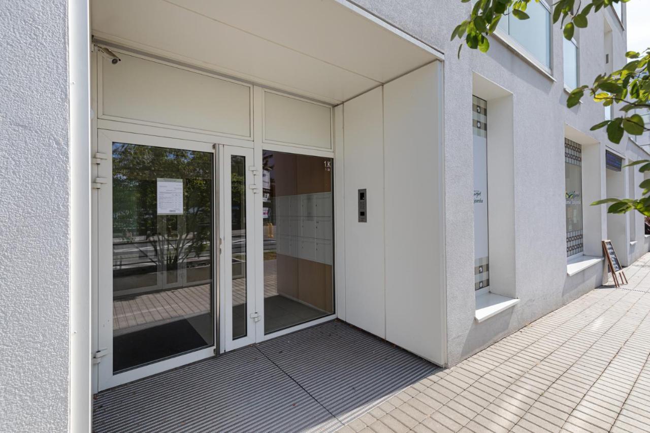 Rent Like Home - Bobrowiecka 10 Varsovia Exterior foto